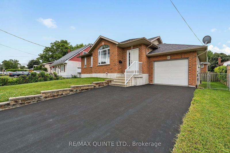 home for sale on 11 North Park Gdns