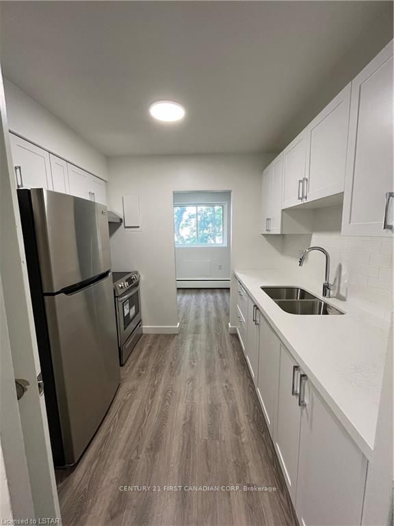 home for lease on 108-225 Cathcart Street