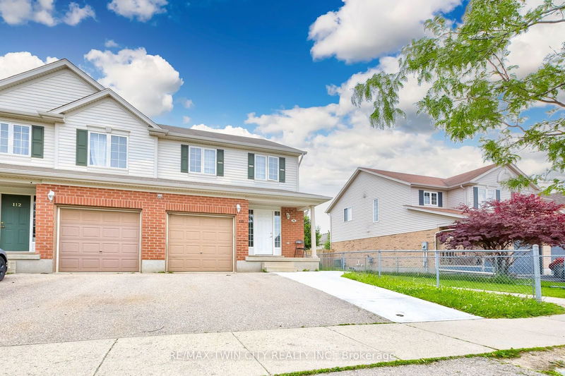 home for lease on 110 Commonwealth Street