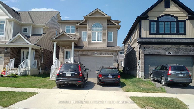home for lease on 305 Tall Grass Crescent