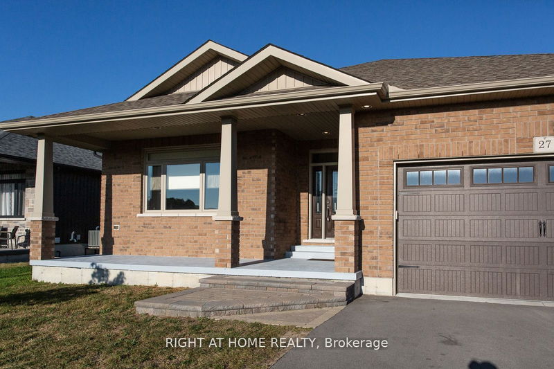 27 Gavin Cres  Quinte West, K8V 2H0 | Image 1