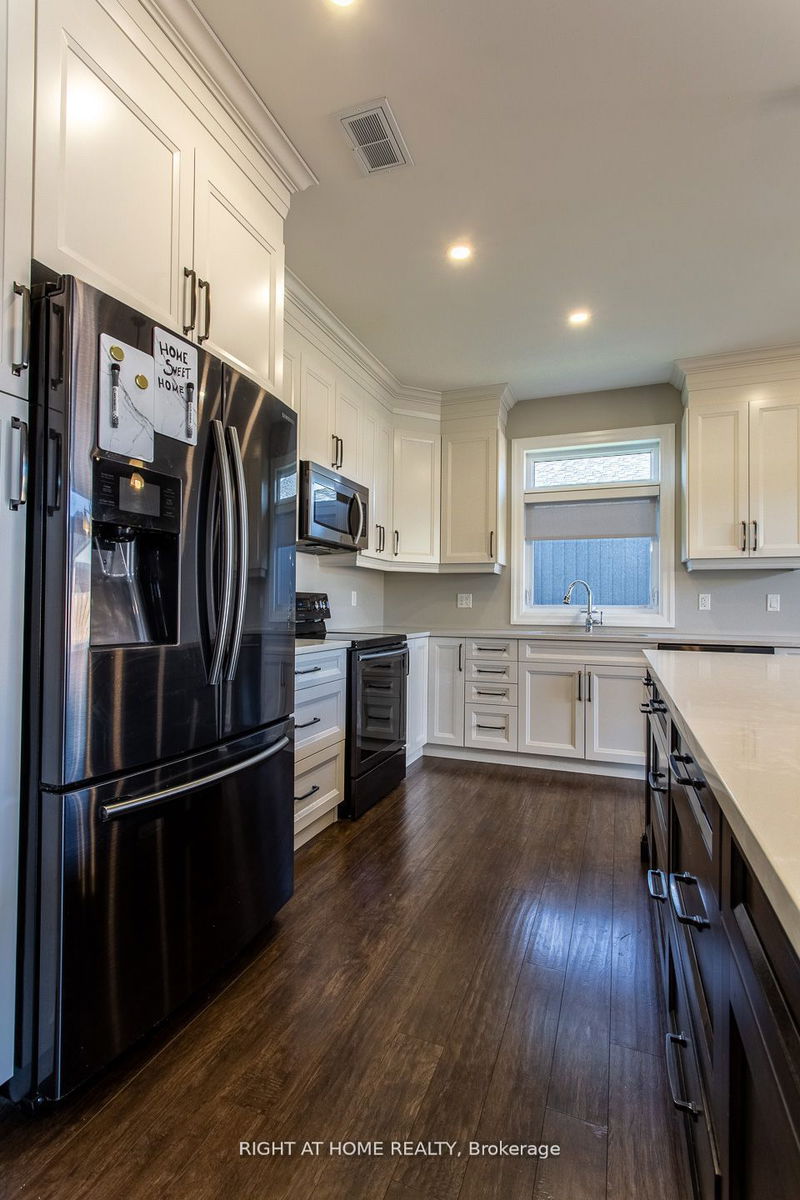 27 Gavin Cres  Quinte West, K8V 2H0 | Image 15