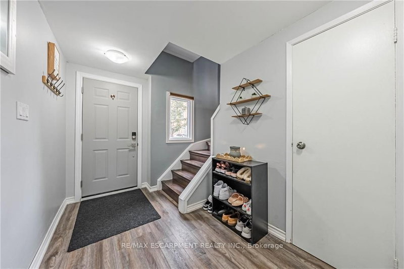 15 - 1255 Upper Gage Ave, Hamilton, L8W 3C7 | Image 3