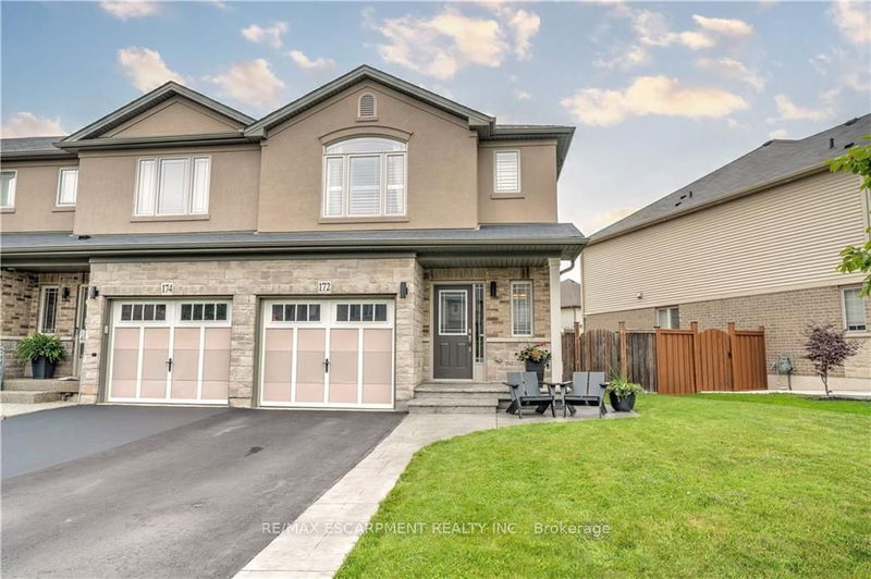 home for lease on 172 Westbank Trail
