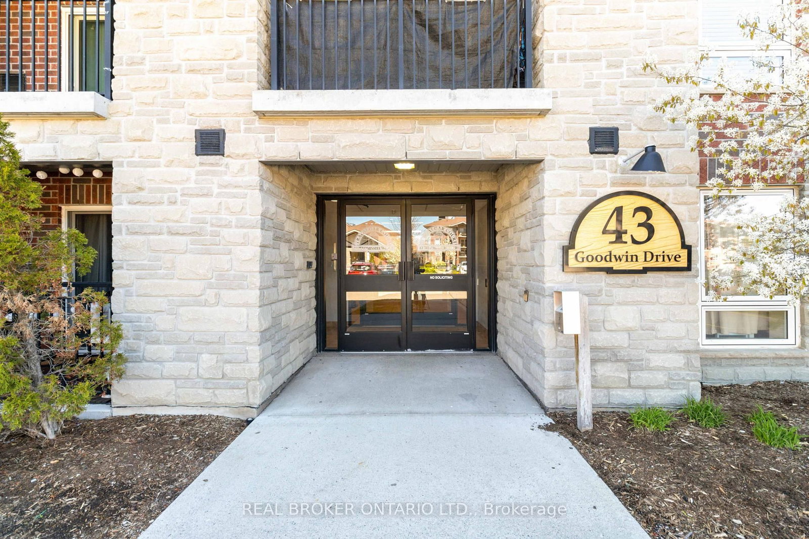 Listing Image 2