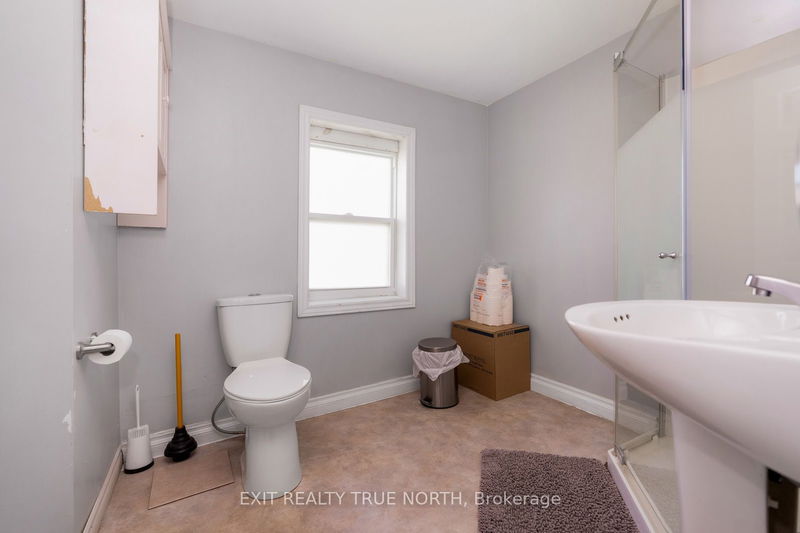 835 11th St W Owen Sound, N4K 3T4 | Image 10