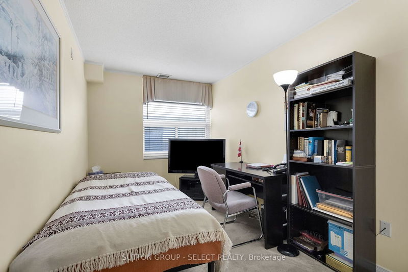  1701 - 380 King St E London, N6B 3L6 | Image 11