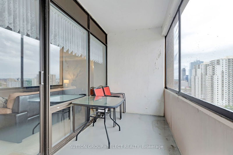  1701 - 380 King St E London, N6B 3L6 | Image 22