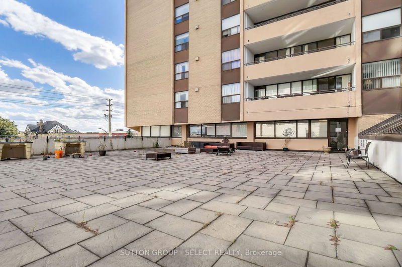  1701 - 380 King St E London, N6B 3L6 | Image 24