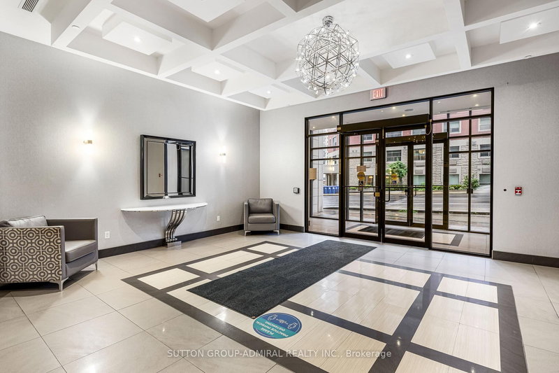 1210 - 150 Main St W, Hamilton, L8P 1H8 | Image 3