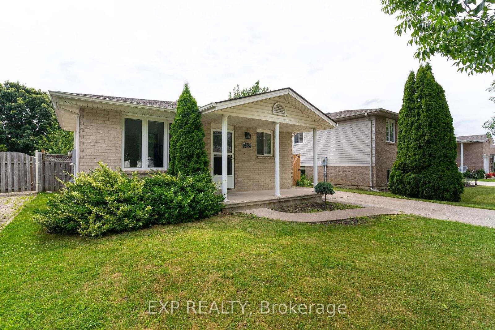 Listing Image 3