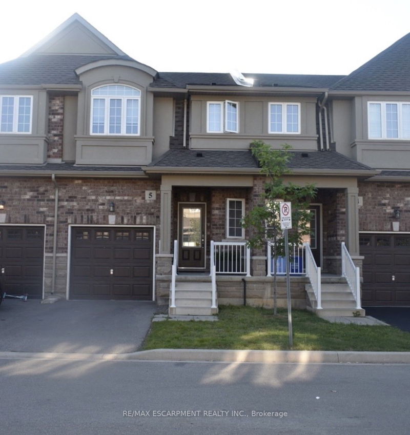 home for lease on 5-55 Madonna Drive