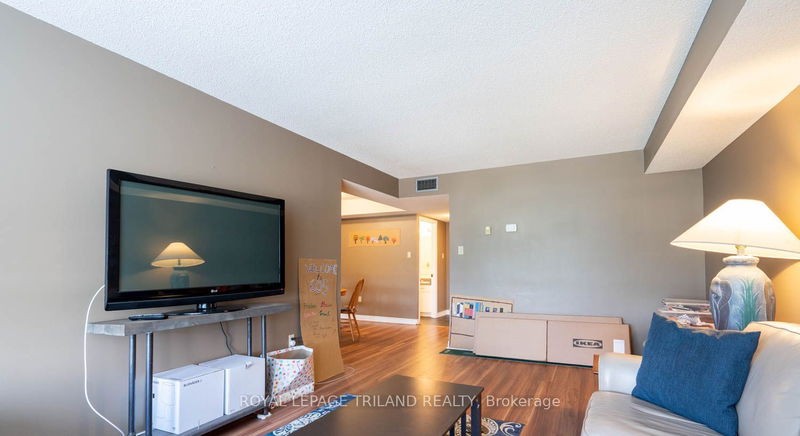  605 - 1510 Richmond St  London, N6G 4V2 | Image 8