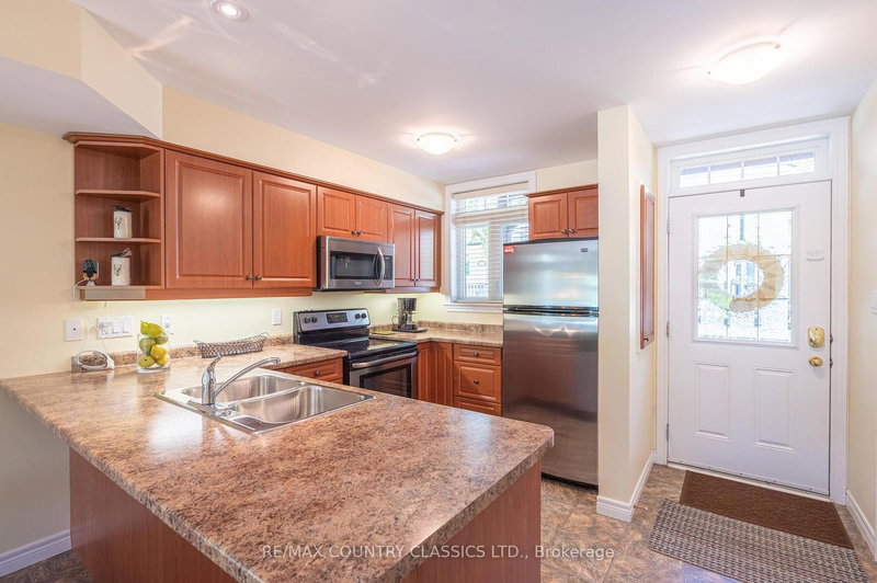 1 - 1579 Anstruther Lake Rd N, North Kawartha, K0L 1A0 | Image 2