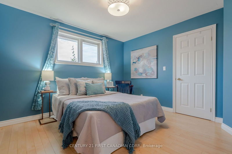 66 Valleyview Cres  Thames Centre, N0L 1G3 | Image 27