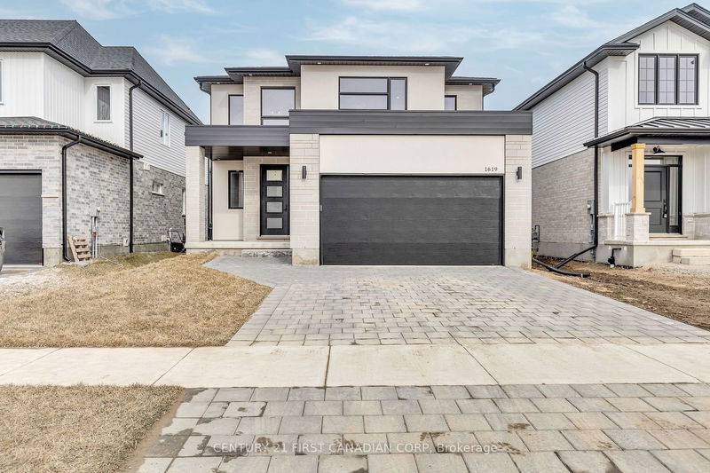 home for sale on 1619 Upper West Avenue