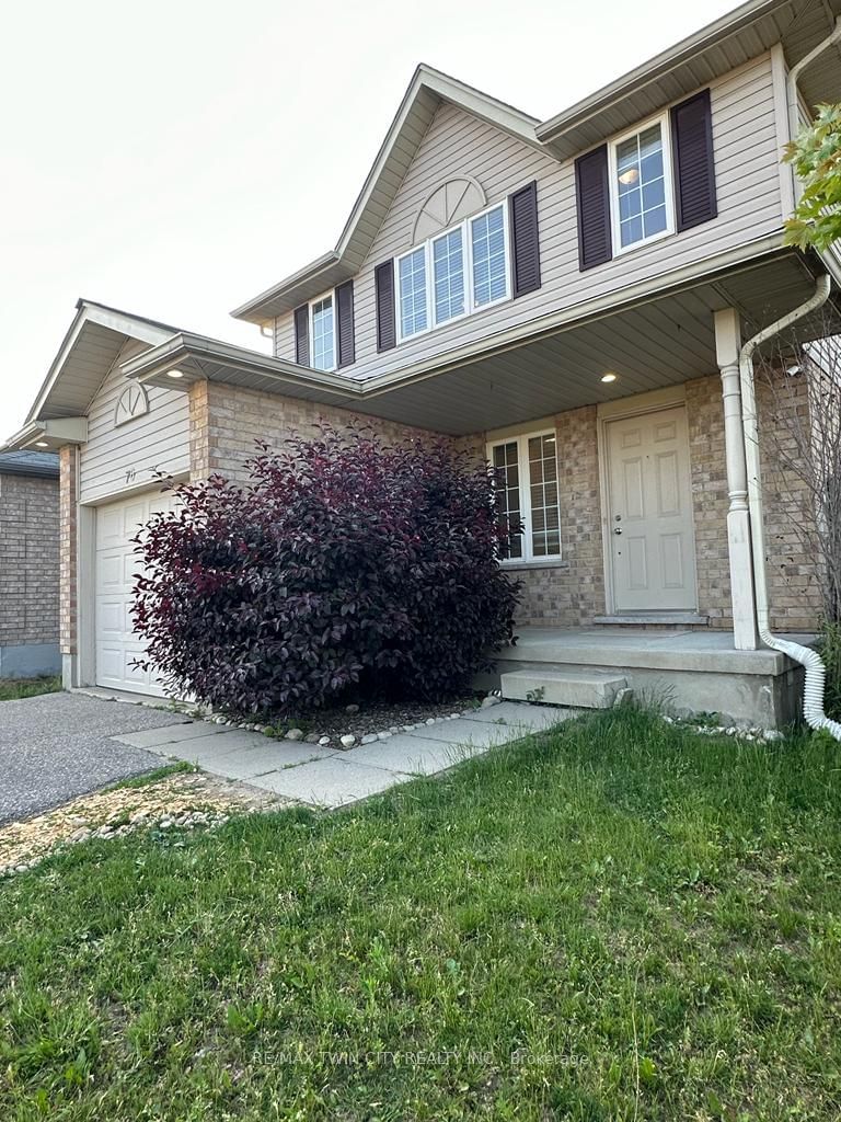 home for lease on 76 Templewood Drive