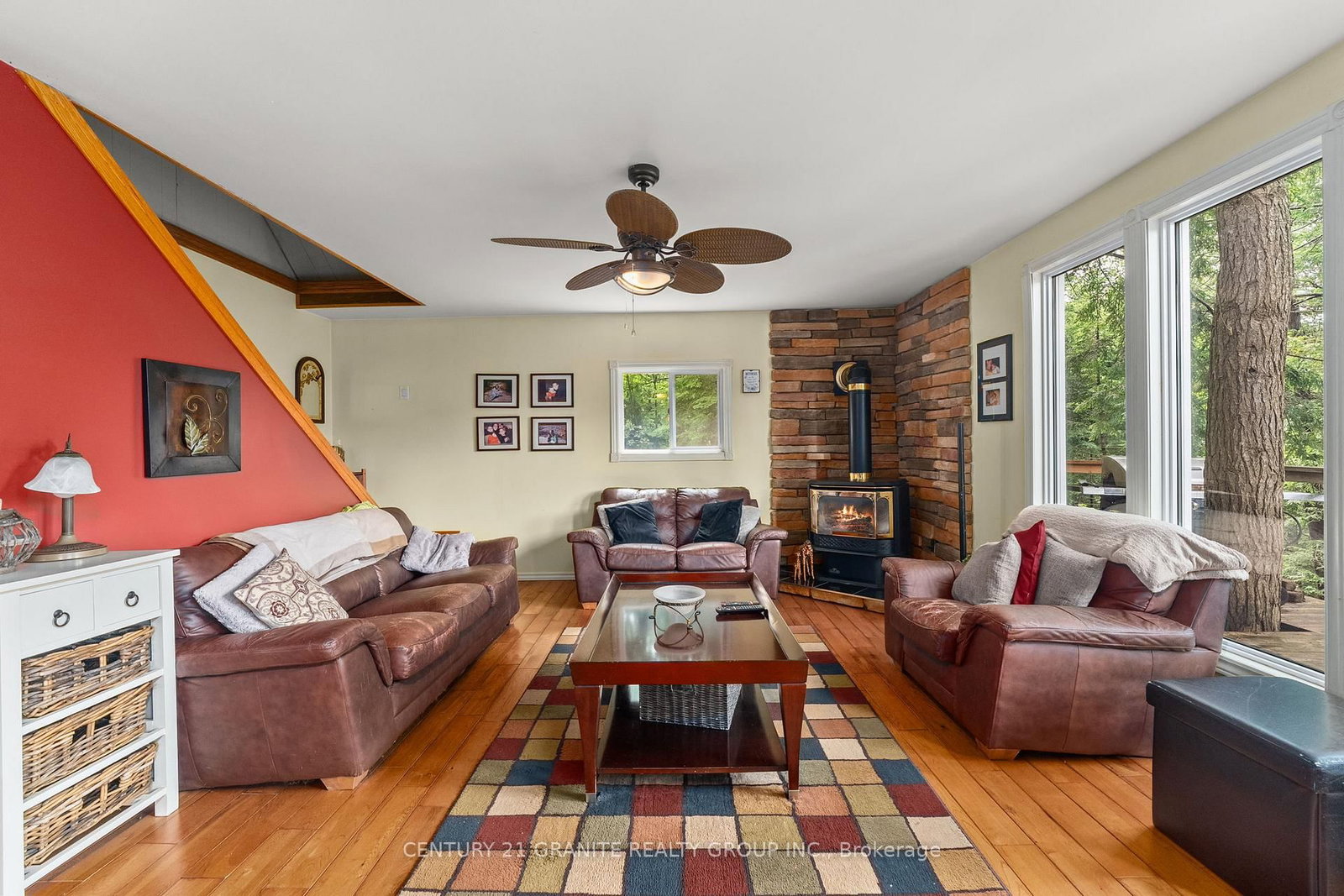Listing Image 7