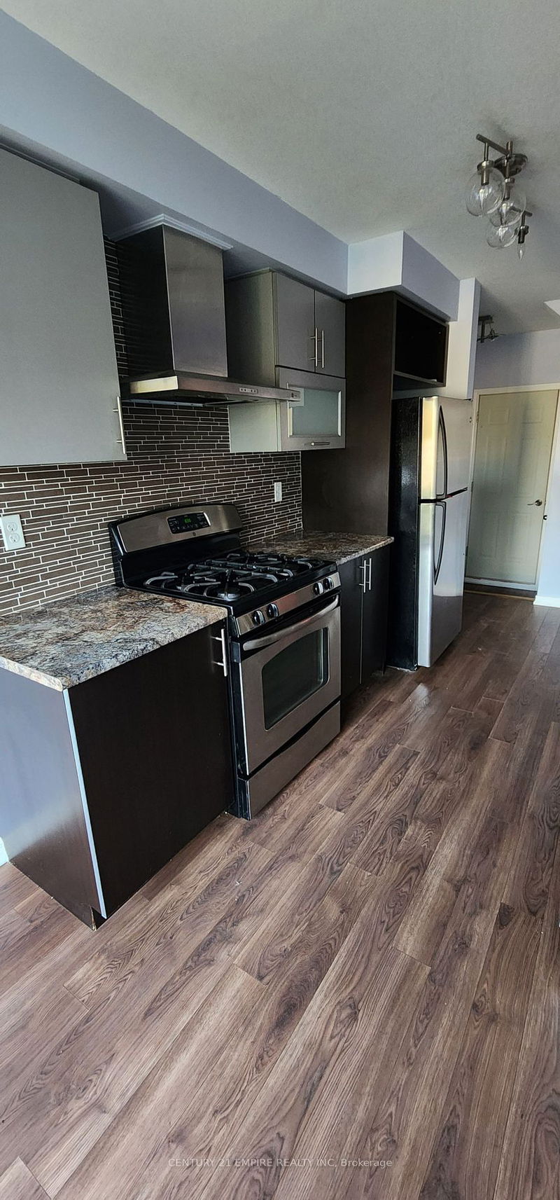 home for lease on 108 Bisset Avenue
