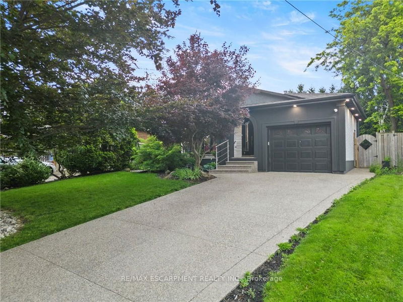 19 MINSTREL Crt  Hamilton, L9C 5T3 | Image 2