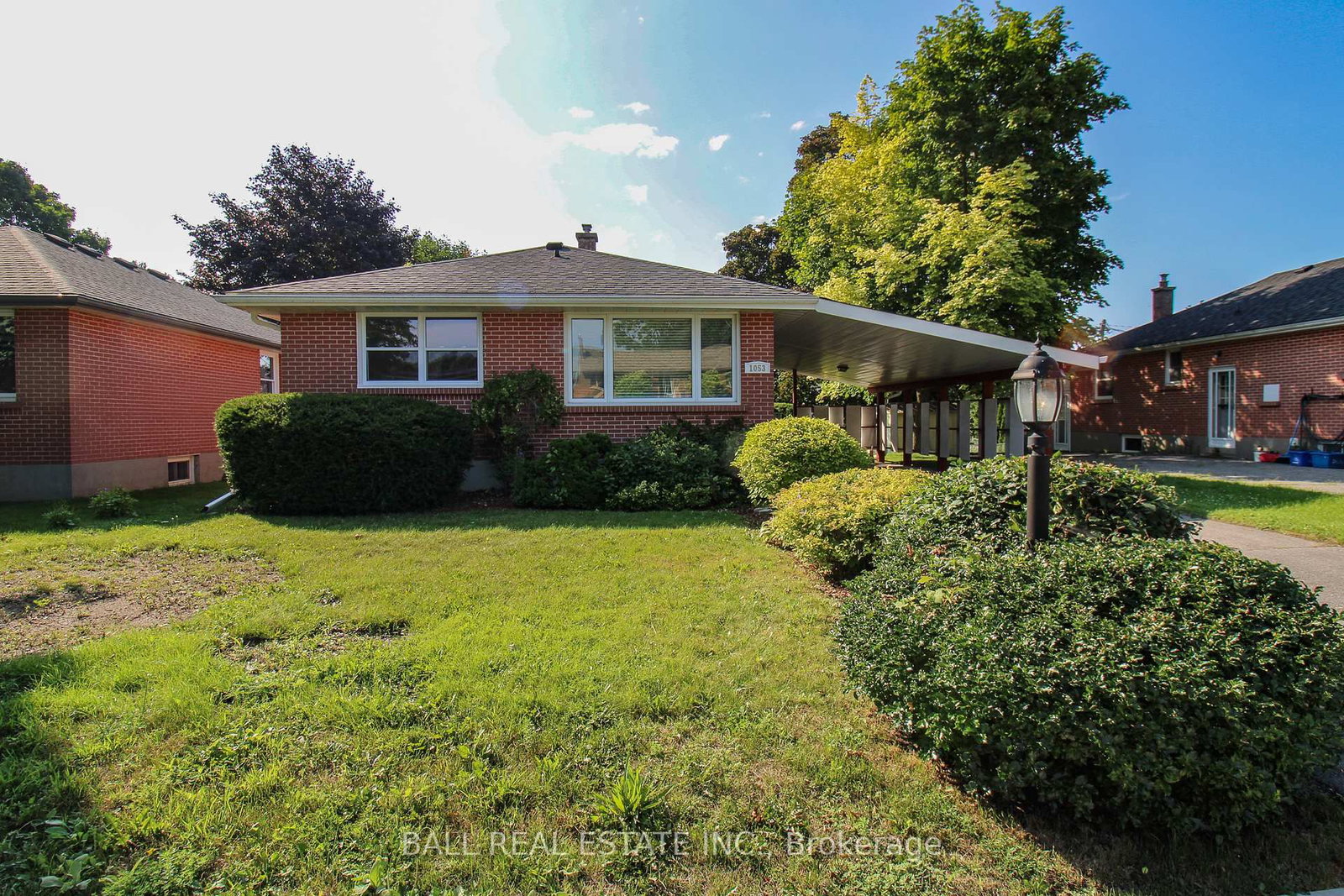 Listing Image 9