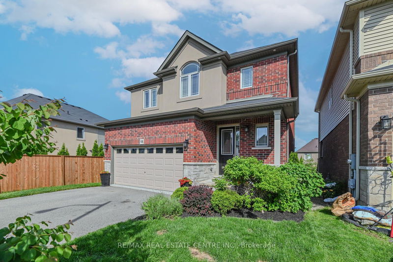 98 Sexton Cres  Hamilton, L9G 0E2 | Image 1