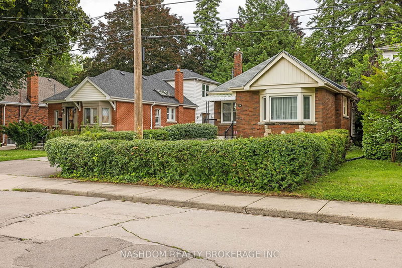 24 Thorndale St N Hamilton, L8S 3K4 | Image 2