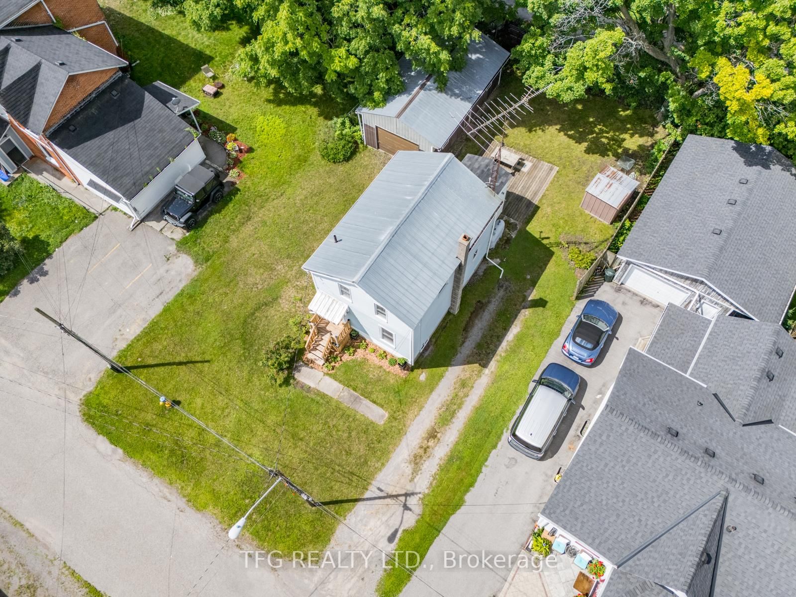 Listing Image 3