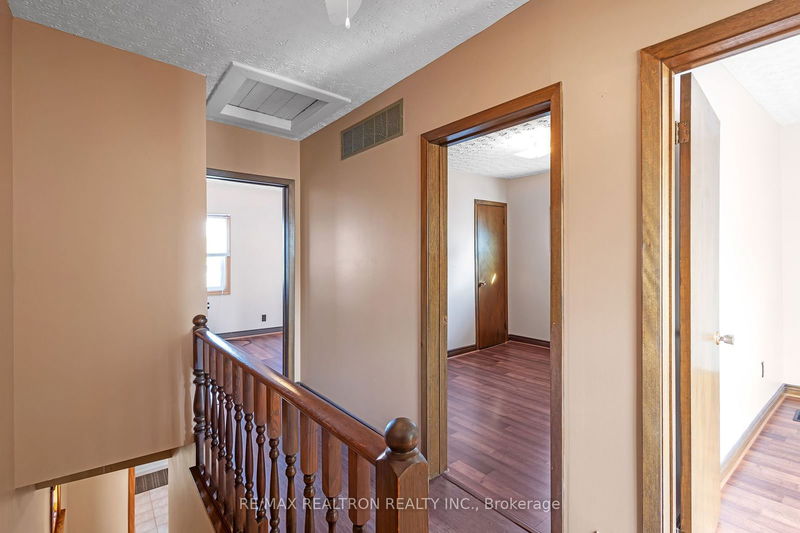 5524 Lewis Ave  Niagara Falls, L2G 3R7 | Image 12