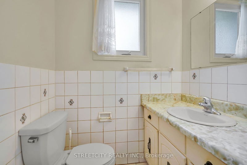 43 Portal Crt  London, N5X 2E7 | Image 17