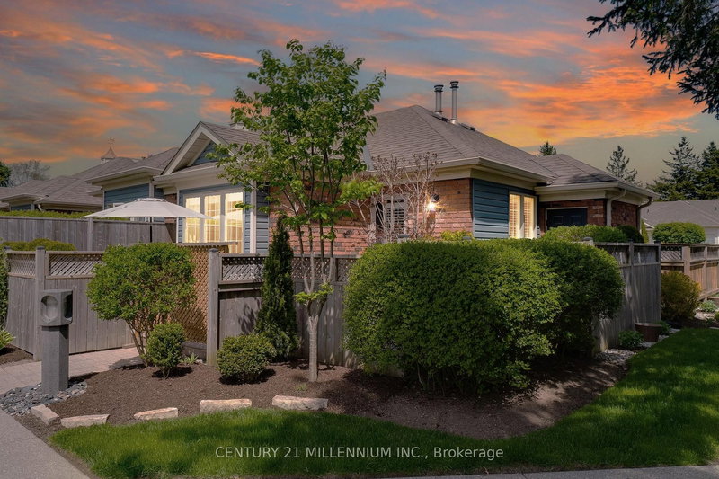 6 - 175 Fiddlers Green Rd, Hamilton, L9G 4X7 | Image 2