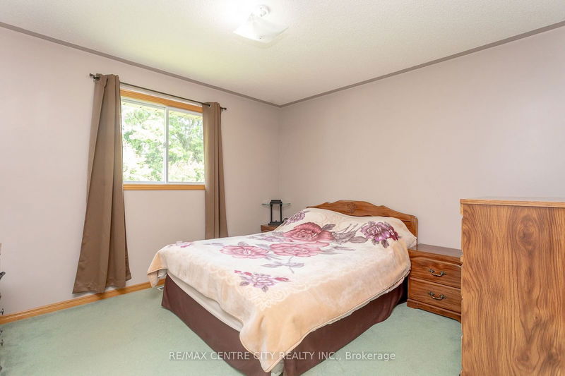 5 Bennett Pl  St. Thomas, N5P 4J7 | Image 18