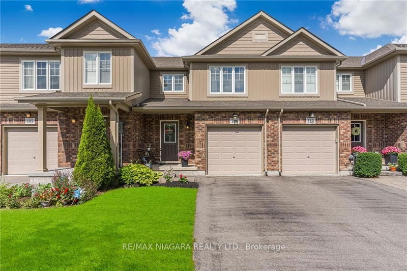 home for sale on 109 Roselawn Crescent