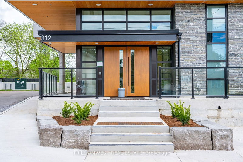 home for lease on 310-312 Erb Street W