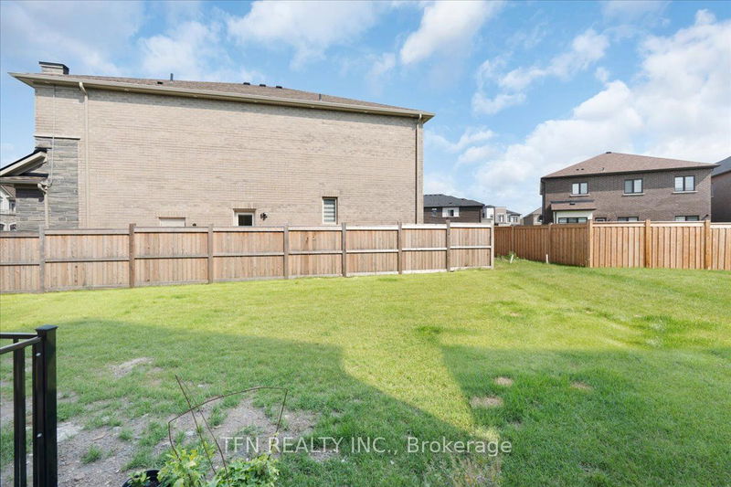 220 Great Falls Blvd  Hamilton, L8B 1Z1 | Image 29