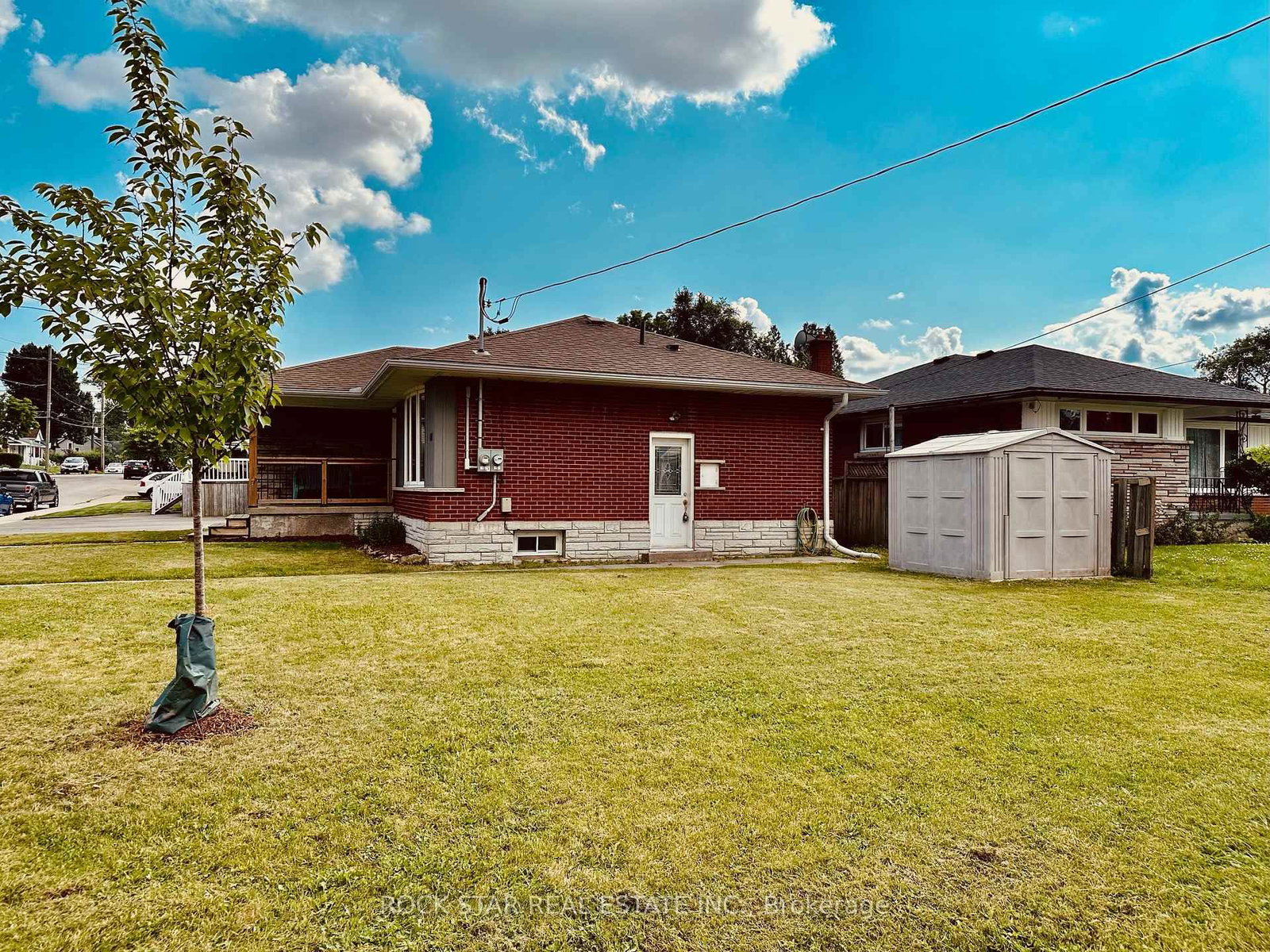 Listing Image 3