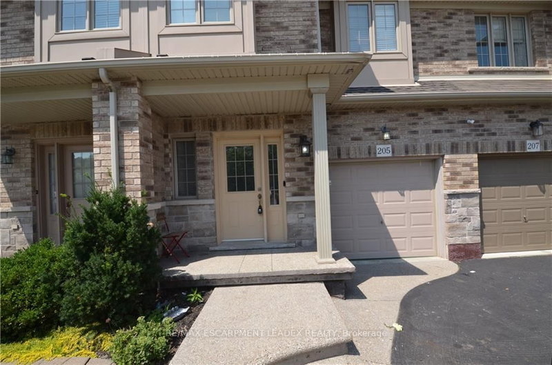 205 Tanglewood Dr, Hamilton, L0R 1C0 | Image 3