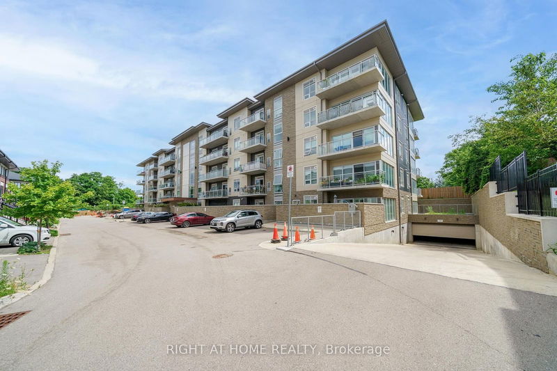 home for sale on 506-16 Markle Crescent