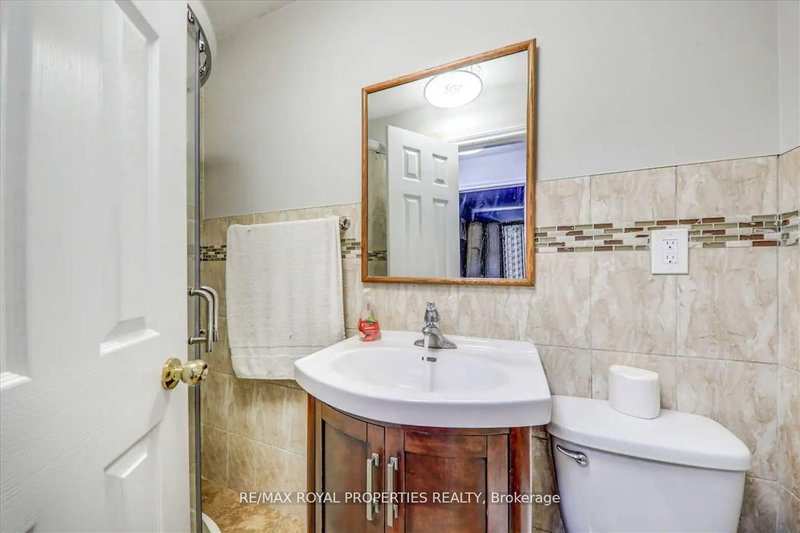 34 Robinson Ave, Kawartha Lakes, K0M 2B0 | Image 3