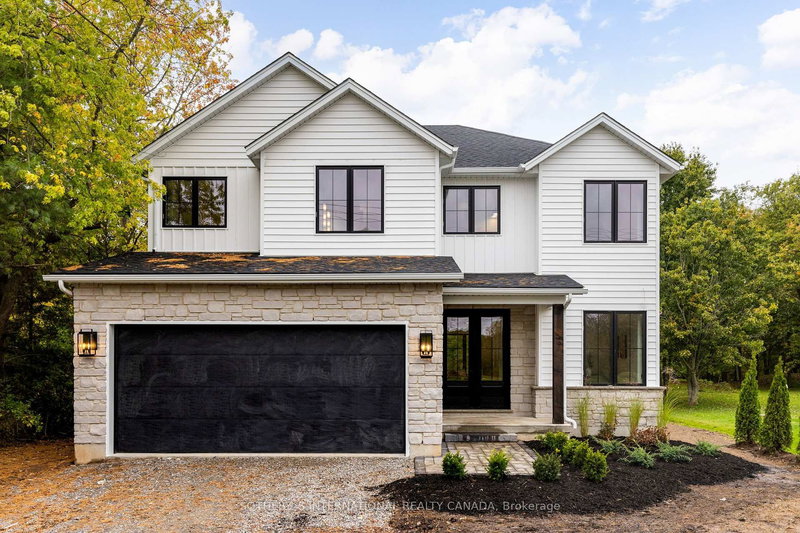 81 Doans Ridge Rd, Welland, L3B 5N4 | Image 2