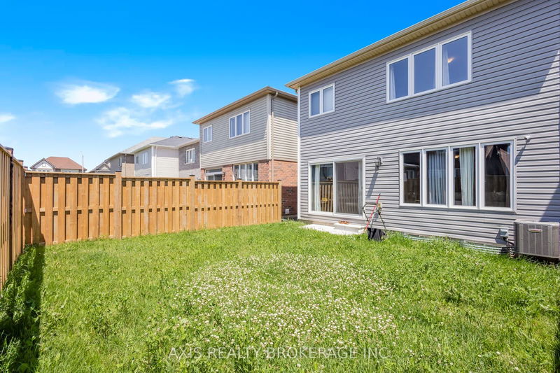 9 Honey Comb Tr  Thorold, L3B 5N5 | Image 27