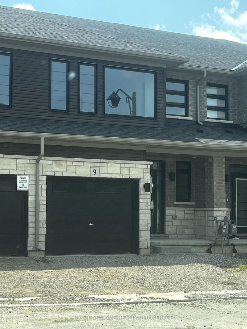 home for lease on 9-448 blackburn Drive N