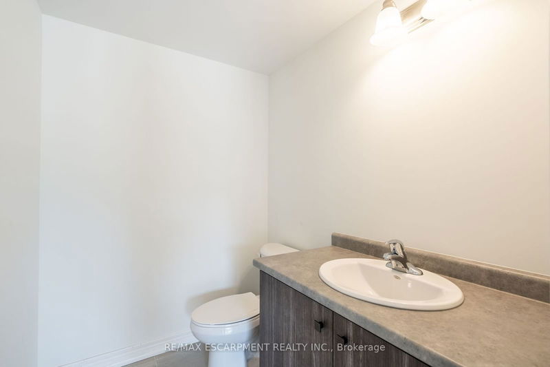  118 - 21 Roxanne Dr  Hamilton, L8H 0B6 | Image 25