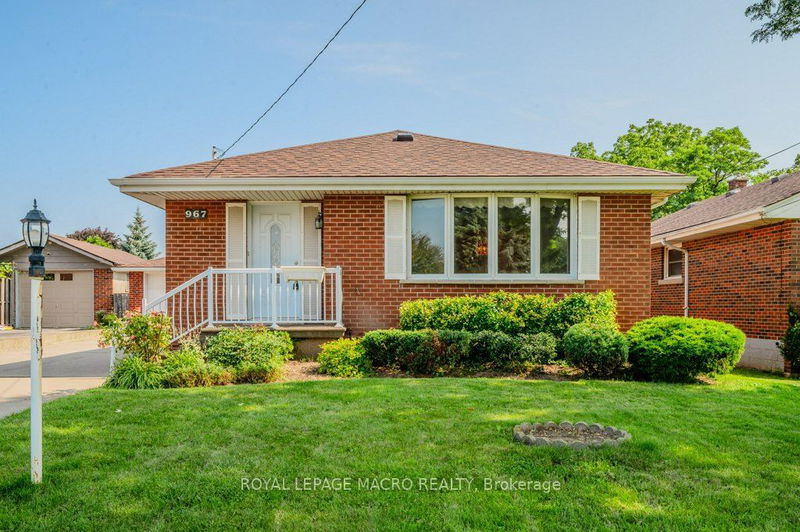 home for sale on 967 Mohawk Road E