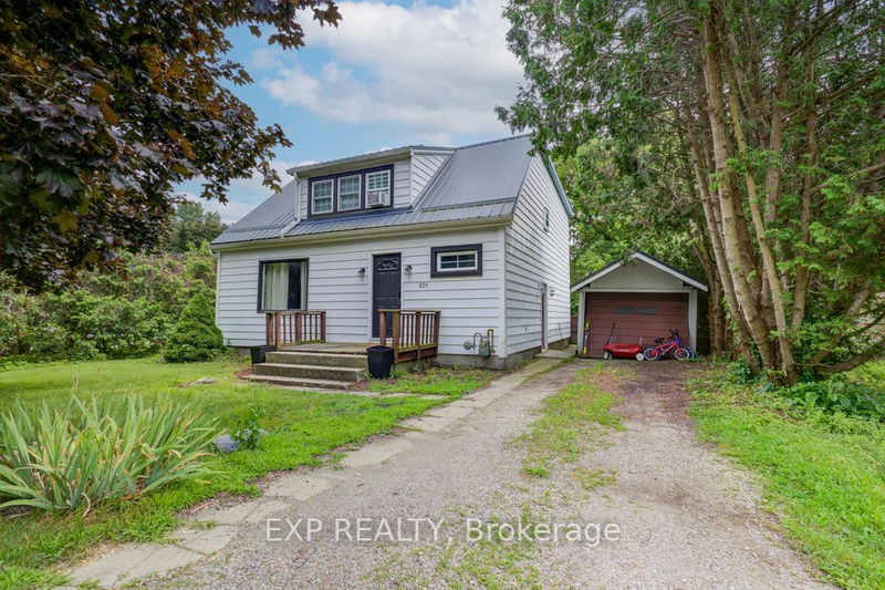 home for sale on 301 Main Street W