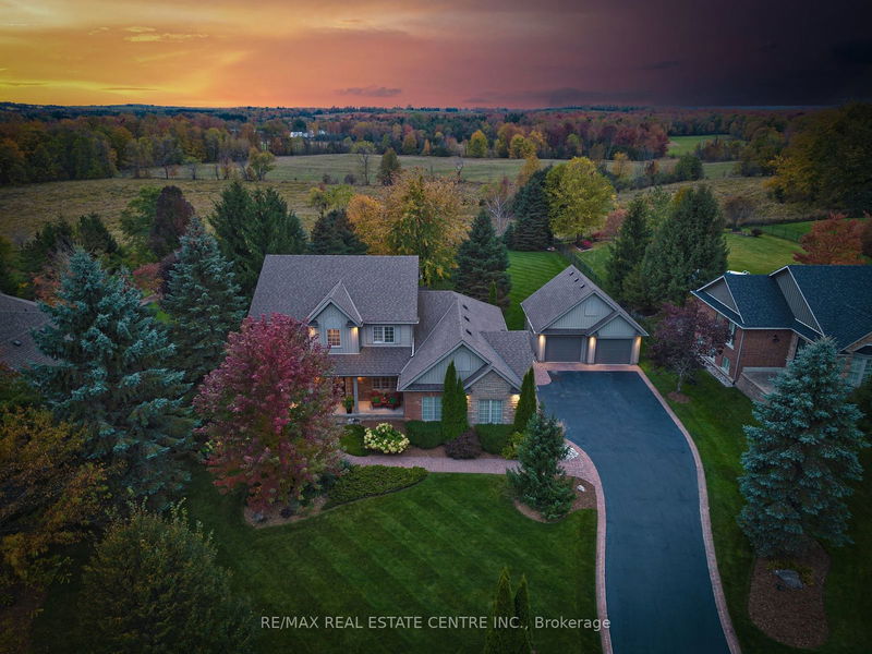 home for sale on 35 Karendale Crescent