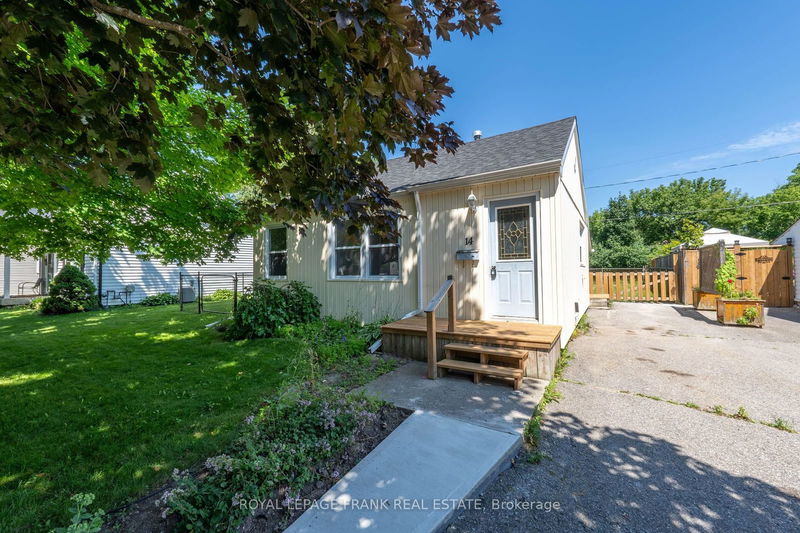 home for lease on 14 Churchill Crescent