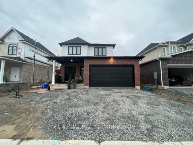 home for lease on 33 Autumn Avenue