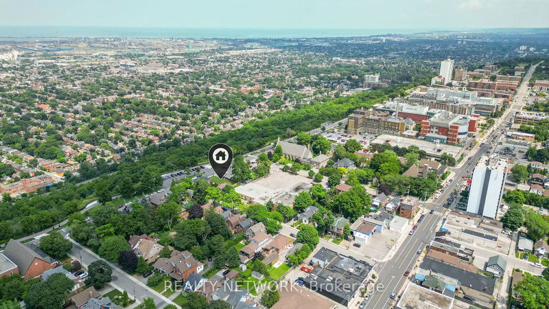 240 Mountain Park Ave  Hamilton, L8V 1A4 | Image 18