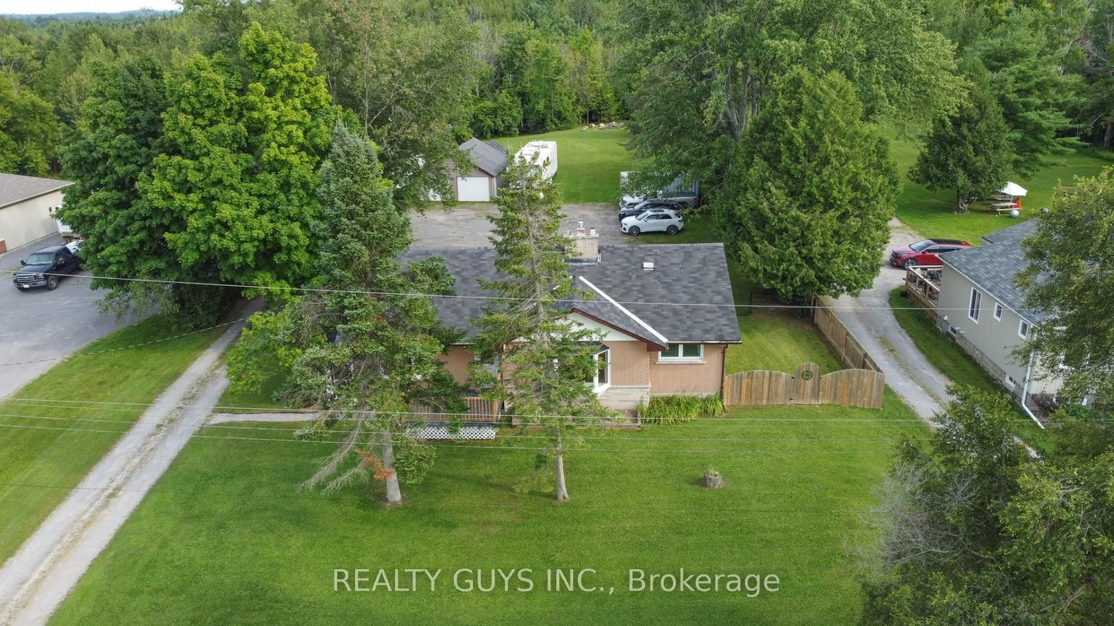 Listing Image 3